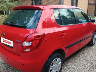 2011 Skoda Fabia II Рестайлинг, красный, 800000 рублей, вид 3
