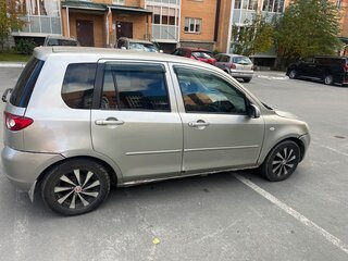 2005 Mazda Demio II (DY), серый, 155000 рублей, вид 1