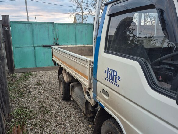1993 Mazda Titan, белый, 1600000 рублей - вид 6