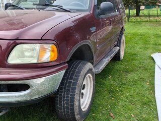 1997 Ford Expedition I, пурпурный, 950000 рублей, вид 1