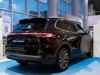 2026 Geely EX5 Гибрид EM-R, чёрный, 3791690 рублей, вид 3
