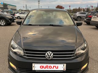 2016 Volkswagen Polo V Рестайлинг, серый, 970000 рублей, вид 3