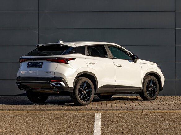 2023 Omoda C5 I, белый, 1625000 рублей - вид 5