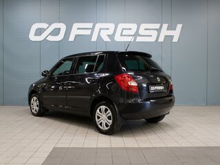 2010 Skoda Fabia II Рестайлинг, чёрный, 620000 рублей, вид 2
