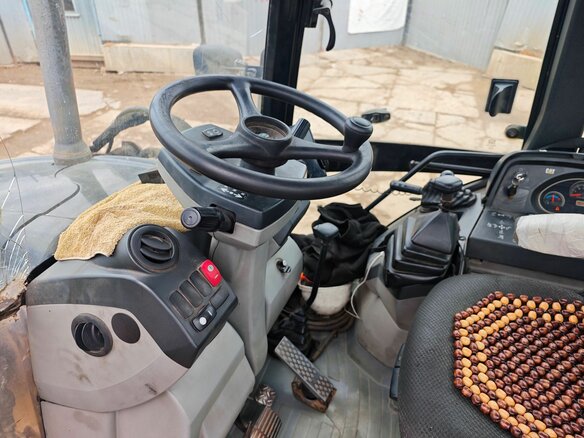 2011 Caterpillar 428, жёлтый, 4300000 рублей - вид 5