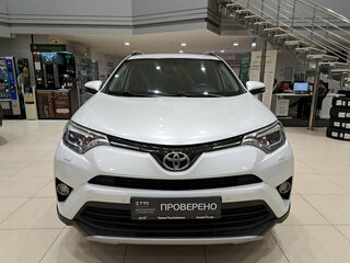 2018 Toyota RAV4 IV (XA40) Рестайлинг, белый, 2050000 рублей, вид 2