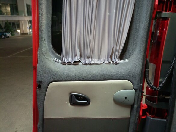 2008 Renault Trafic II Рестайлинг, красный, 1200000 рублей - вид 25