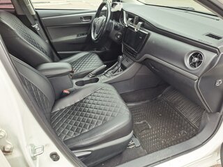 2017 Toyota Corolla XI (E160, E170, E180) Рестайлинг 1, белый, 1500000 рублей, вид 4