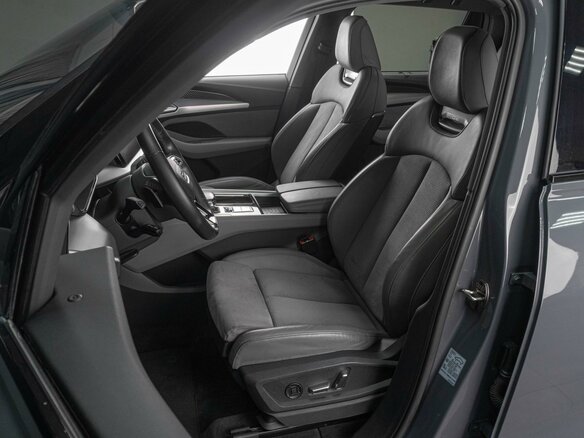 2023 Audi Q6 45 TFSI, серый, 7039000 рублей - вид 21