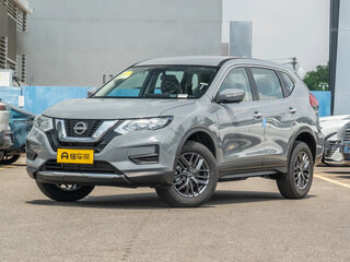 2026 Nissan X-Trail III Рестайлинг 2, серебристый, 2520000 рублей, вид 1