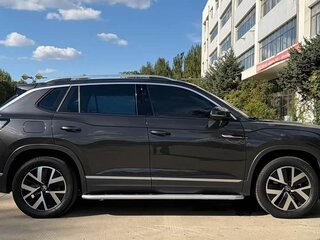2022 Volkswagen Tayron I Рестайлинг, серый, 2400000 рублей, вид 4