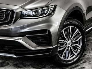 2024 Geely Atlas Pro, серый, 2099000 рублей, вид 2