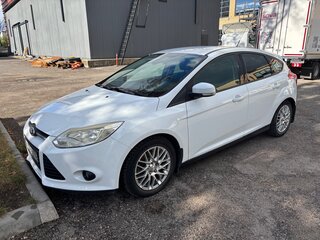 2012 Ford Focus III, белый, 810000 рублей, вид 1