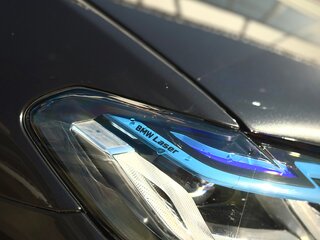 2020 BMW 5 серии M550i xDrive VII (G30/G31/G38), чёрный, 4250000 рублей, вид 3