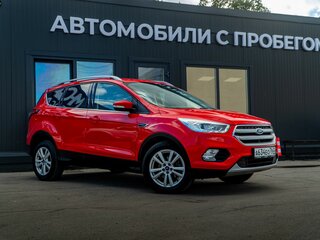 2018 Ford Kuga II Рестайлинг, красный, 1549000 рублей, вид 3