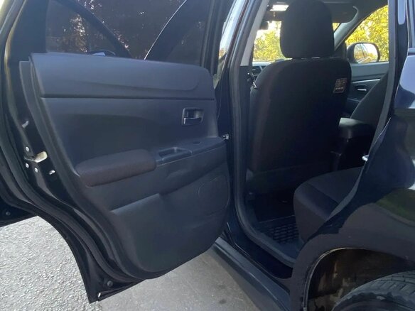 2010 Mitsubishi ASX I, чёрный, 880000 рублей - вид 12