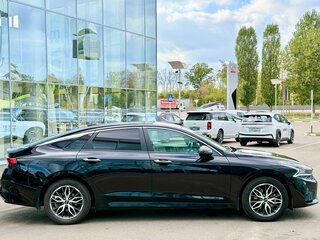 2021 Kia K5 III, чёрный, 2765000 рублей, вид 4