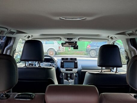 2018 Toyota Land Cruiser Prado 150 Series Рестайлинг 2, чёрный, 6650000 рублей, вид 5