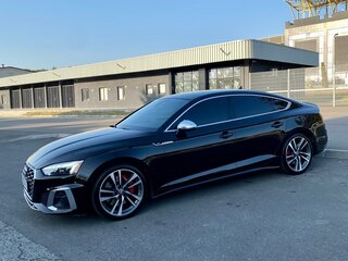 2020 Audi S5 II (F5) Рестайлинг, чёрный, 4800000 рублей, вид 1