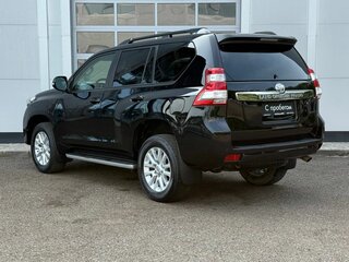 2015 Toyota Land Cruiser Prado 5-speed 150 Series Рестайлинг 1, чёрный, 3382000 рублей, вид 3