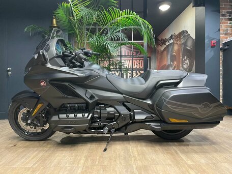 2026 Honda GL 1800 Gold Wing, чёрный, 3850000 рублей, вид 2