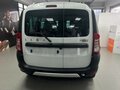 2026 Lada (ВАЗ) Largus Cross I Рестайлинг, белый - вид 3