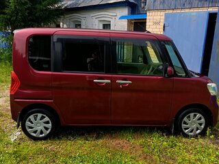 2017 Daihatsu Tanto III Рестайлинг, красный, 800000 рублей, вид 2