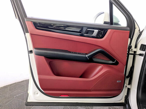 2020 Porsche Cayenne III, белый, 6595000 рублей - вид 19