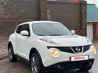 2012 Nissan Juke I, белый, 1100000 рублей, вид 3