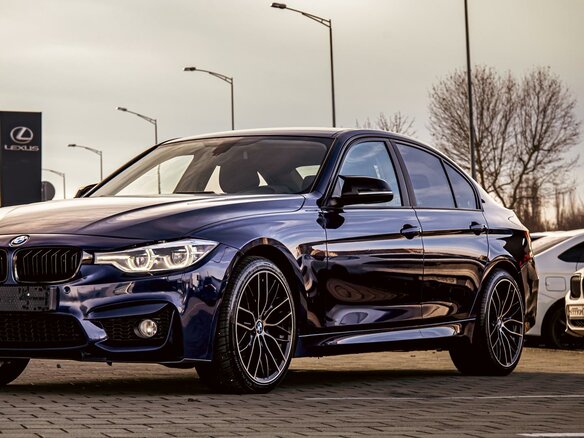 2018 BMW 3 серии 320i VI (F3x) Рестайлинг, синий, 2025000 рублей - вид 12