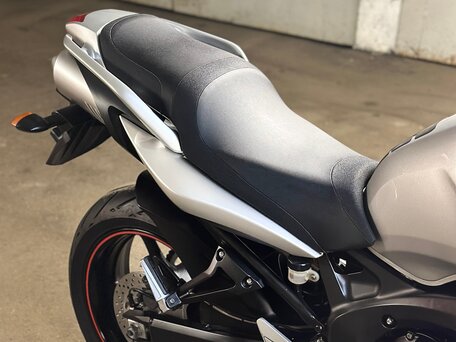 2008 Yamaha FZ6, серый, 600000 рублей, вид 3