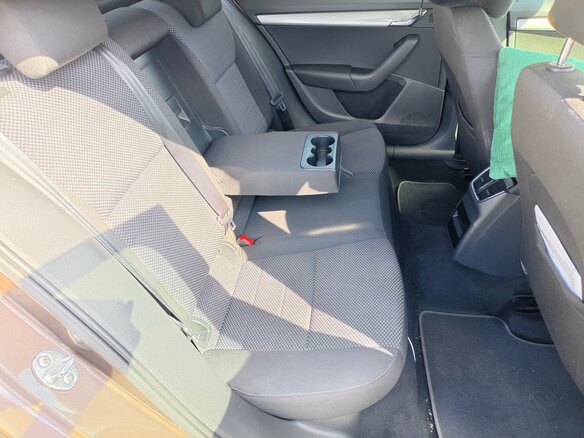 2016 Skoda Octavia III (A7), коричневый, 1385000 рублей - вид 18