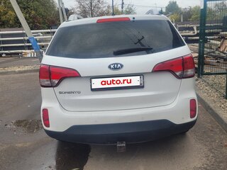 2013 Kia Sorento II Рестайлинг, белый, 1150000 рублей, вид 2