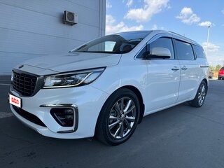 2020 Kia Carnival III, белый, 3100000 рублей, вид 1