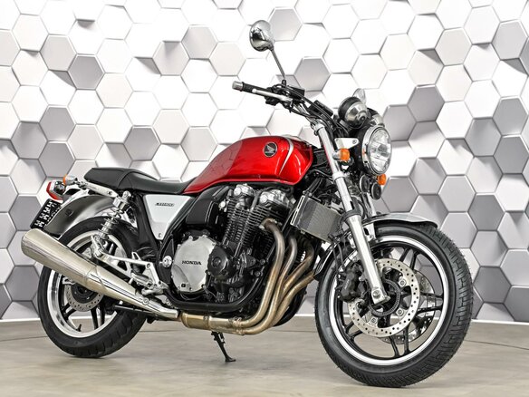 2013 Honda CB 1100, красный, 497000 рублей