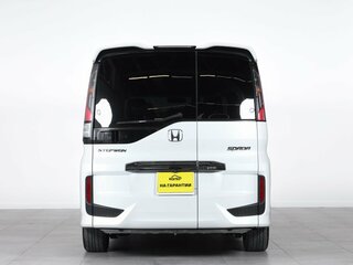 2015 Honda Stepwgn V, белый, 1869000 рублей, вид 5