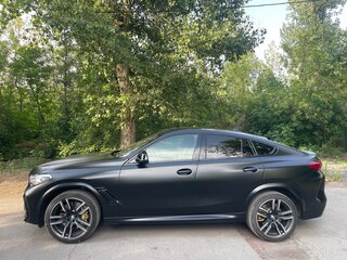 2020 BMW X6 M III (F96), чёрный, 8100000 рублей, вид 2