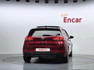 2017 Hyundai i30 III, красный, 1305000 рублей, вид 4