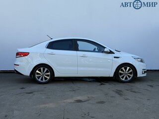 2015 Kia Rio III Рестайлинг, белый, 1090000 рублей, вид 4