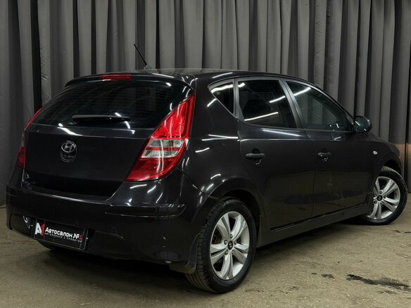 2010 Hyundai i30 I Рестайлинг, коричневый, 589777 рублей - вид 1