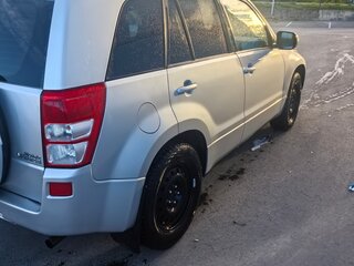 2010 Suzuki Grand Vitara II Рестайлинг, серебристый, 1050000 рублей, вид 3