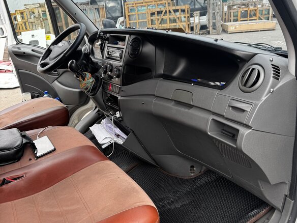 2013 Iveco Daily, белый, 2200000 рублей - вид 6