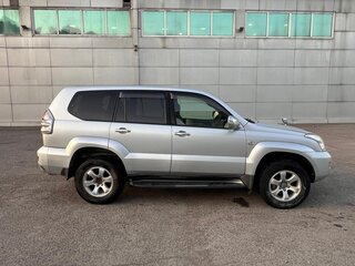 1999 Toyota Land Cruiser Prado 90 Series, серебристый, 1650000 рублей, вид 5