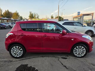 2011 Suzuki Swift IV, красный, 550000 рублей, вид 2