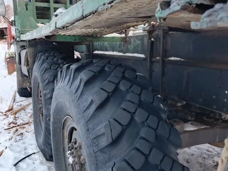 1986 КамАЗ 4310, зелёный, 1300000 рублей, вид 2