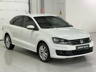 2017 Volkswagen Polo V Рестайлинг, белый, 1029000 рублей, вид 1