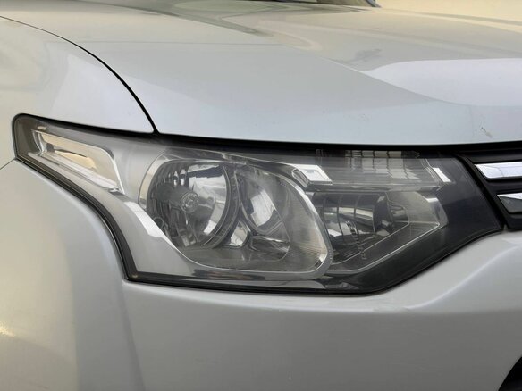 2013 Mitsubishi Outlander III, белый, 1020000 рублей - вид 16