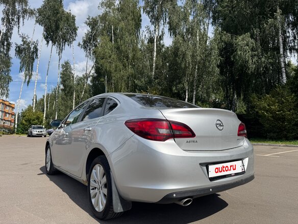 2013 Opel Astra J Рестайлинг, серебристый - вид 5