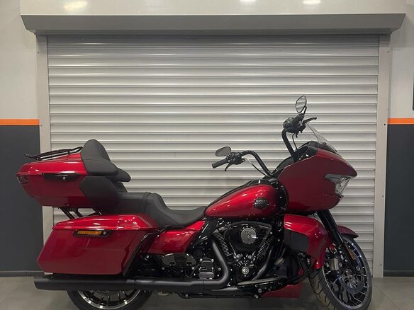 2026 Harley-Davidson Road Glide Limited, пурпурный, 4950000 рублей - вид 1
