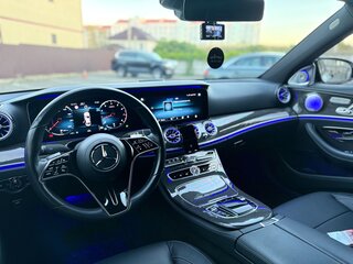 2021 Mercedes-Benz E-Класс 350 V (W213, S213, C238) Рестайлинг, белый, 6000000 рублей, вид 5